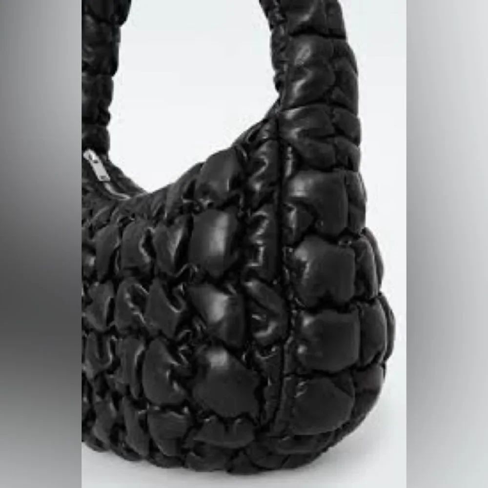 COS Micro Quilted Bag - Picture 3 of 8